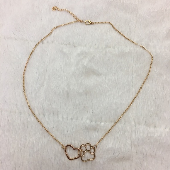 (P1) Paw Print Heart Necklace - Picture 4 of 5